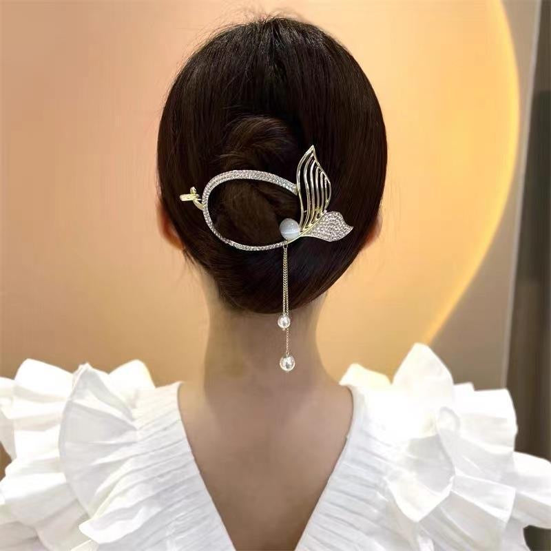 Coral Reef Pearl Hair Clip