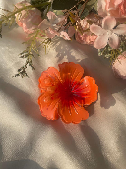 Beach-cation Hawaiian Hibiscus Hair Clip